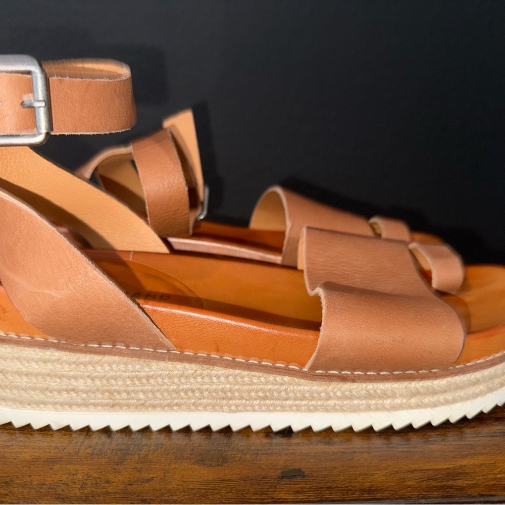 Lucky Brand Tan Leather Sandals